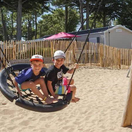 Mobil-home Spacieux Avec Terrasse - Saint-jean-de-monts - Api-1-52-1453 Saint-Jean-de-Monts