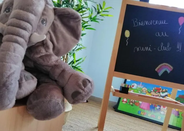 Mobil-home Spacieux Avec Terrasse - - Api-1-52-1453 Saint-Jean-de-Monts