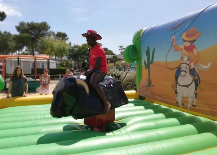 Mobil-home Spacieux Avec Terrasse - Saint-jean-de-monts - Api-1-52-1453 Parque de Campismo *